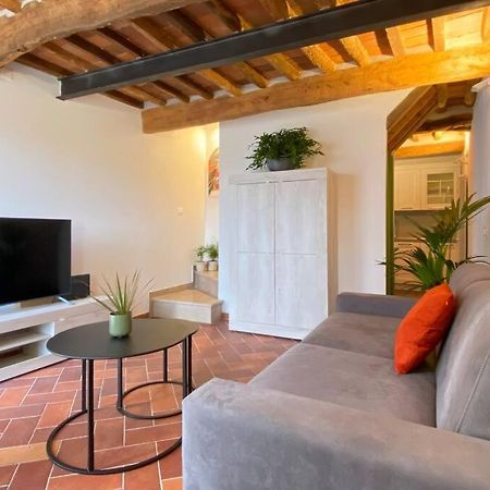 Viaggiare Smart Wi-Fi, Tv Hd, Spazio Di Lavoro, Parcheggio Gratuito Nella Struttura, Capannori Exterior foto